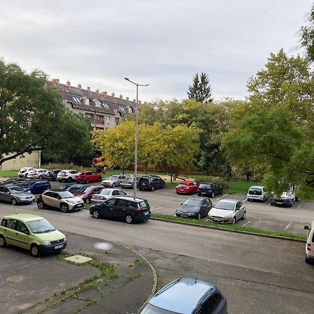 Belvarosi Classic Apartman 85 Square Meters Szombathely Eksteriør bilde