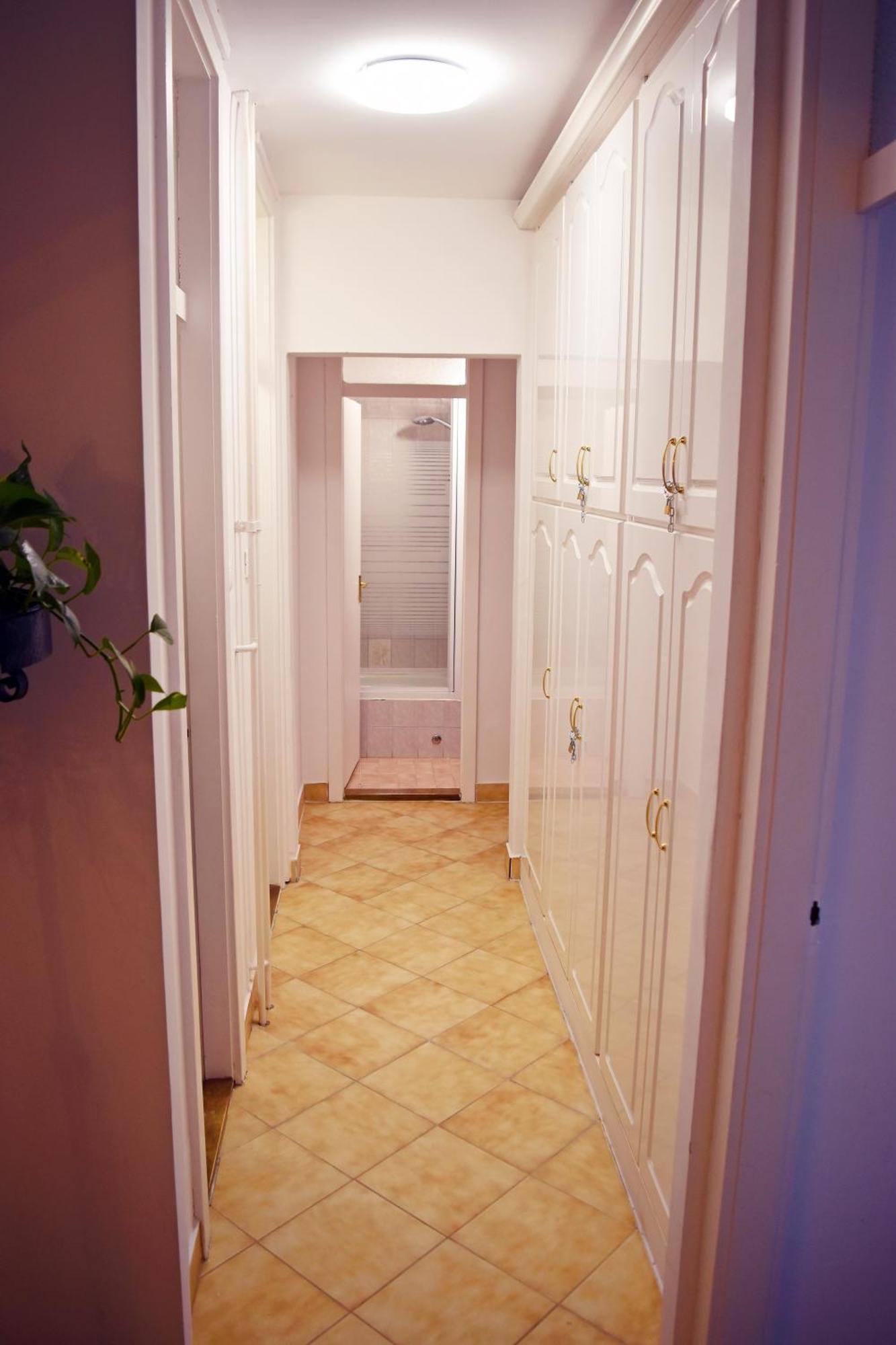 Belvarosi Classic Apartman 85 Square Meters Szombathely Eksteriør bilde