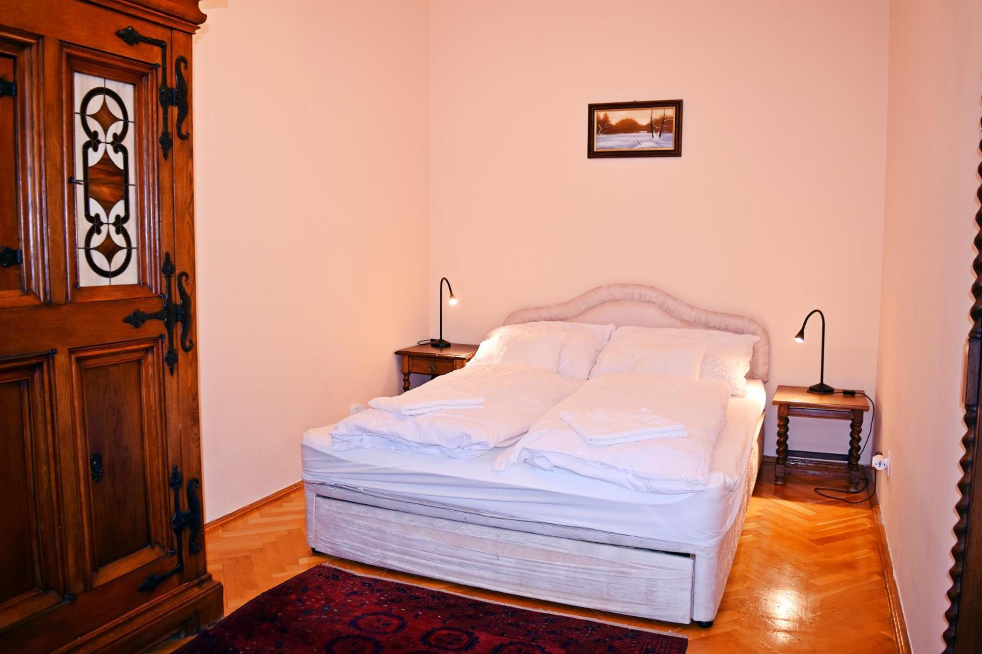 Belvarosi Classic Apartman 85 Square Meters Szombathely Eksteriør bilde