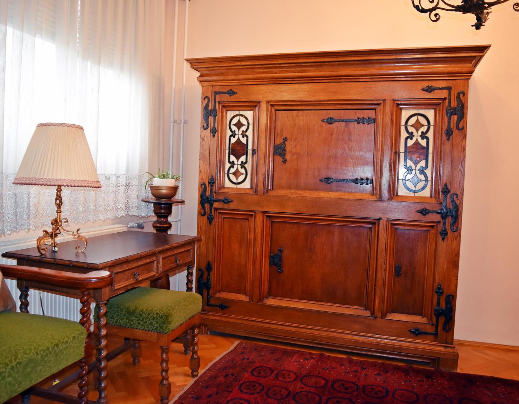 Belvarosi Classic Apartman 85 Square Meters Szombathely Eksteriør bilde