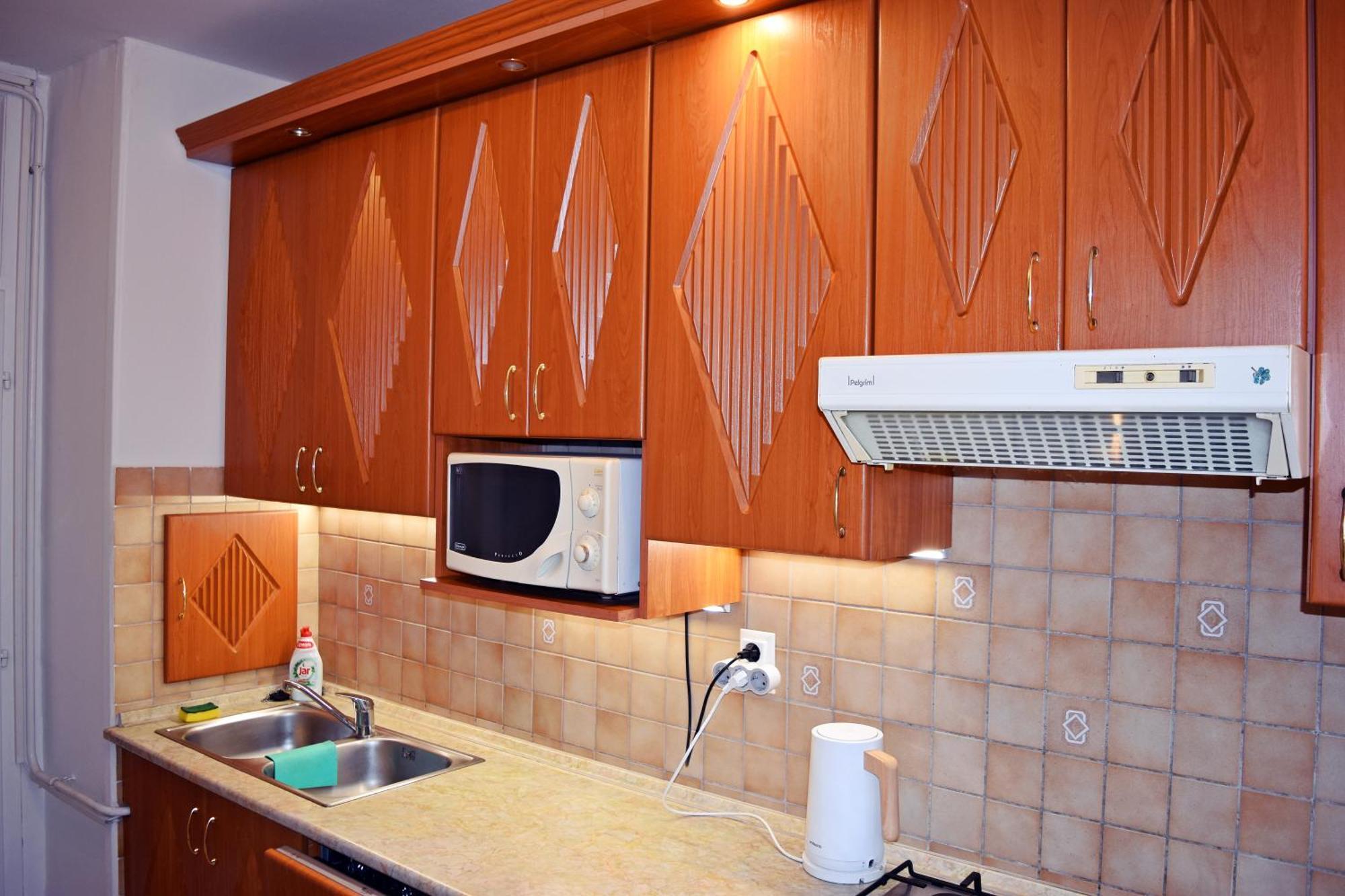 Belvarosi Classic Apartman 85 Square Meters Szombathely Eksteriør bilde